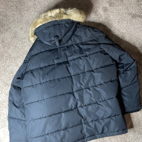 Winter coat - Picture 6 of 11